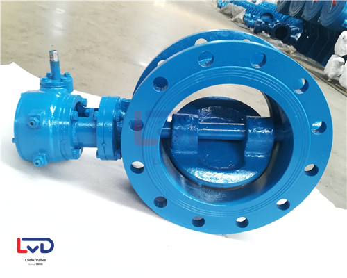 渦輪傳動掛膠蝶閥操作方便、使用壽命長 渦輪傳動掛膠蝶閥操作方便、使用壽命長